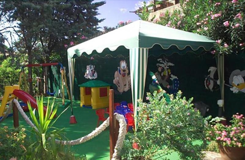 Hotel Barracuda Марина ди Кампо Екстериор снимка